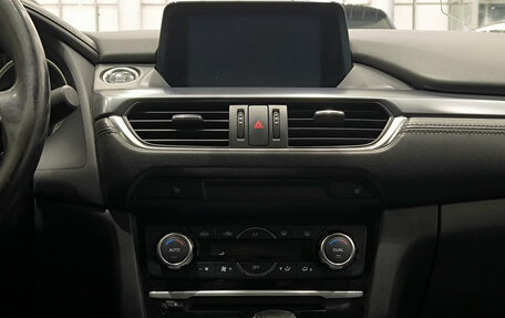 Mazda 6, 2017 год, 1 850 000 рублей, 18 фотография