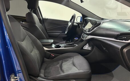 Chevrolet Volt II, 2017 год, 1 490 000 рублей, 16 фотография