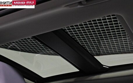 Toyota RAV4, 2025 год, 4 440 000 рублей, 10 фотография