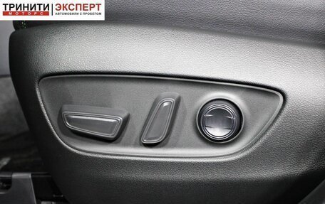 Toyota RAV4, 2025 год, 4 440 000 рублей, 24 фотография