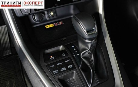 Toyota RAV4, 2025 год, 4 440 000 рублей, 23 фотография