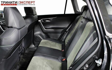 Toyota RAV4, 2025 год, 4 440 000 рублей, 27 фотография