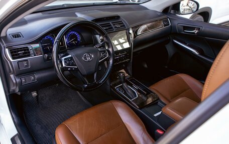 Toyota Camry, 2016 год, 2 195 000 рублей, 13 фотография