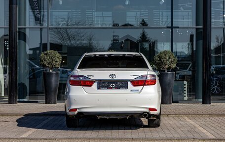 Toyota Camry, 2016 год, 2 195 000 рублей, 5 фотография