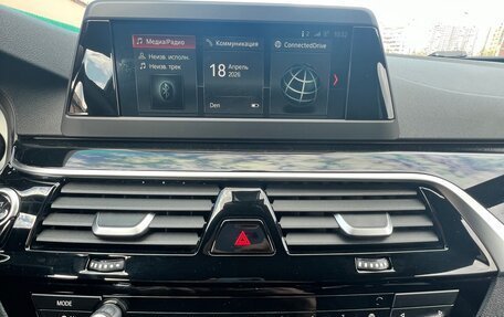 BMW 5 серия, 2019 год, 2 900 000 рублей, 12 фотография