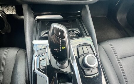 BMW 5 серия, 2019 год, 2 900 000 рублей, 13 фотография