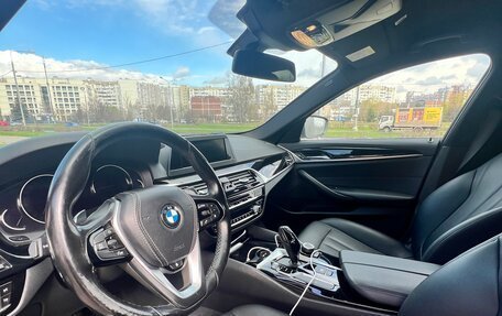 BMW 5 серия, 2019 год, 2 900 000 рублей, 11 фотография