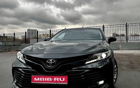 Toyota Camry, 2019 год, 2 550 000 рублей, 1 фотография
