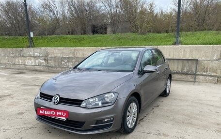 Volkswagen Golf VII, 2013 год, 1 300 000 рублей, 2 фотография