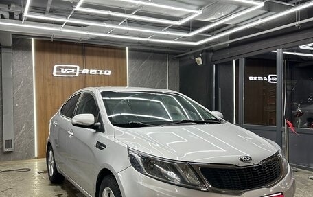 KIA Rio III рестайлинг, 2013 год, 850 000 рублей, 2 фотография