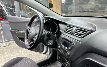 KIA Rio III рестайлинг, 2013 год, 850 000 рублей, 14 фотография