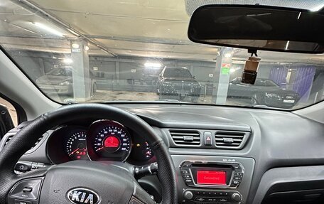 KIA Rio III рестайлинг, 2013 год, 850 000 рублей, 16 фотография