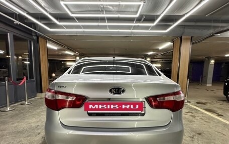 KIA Rio III рестайлинг, 2013 год, 850 000 рублей, 22 фотография