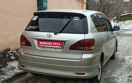 Toyota Ipsum II, 2001 год, 650 000 рублей, 6 фотография