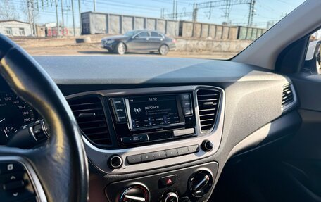 Hyundai Solaris II рестайлинг, 2018 год, 1 380 000 рублей, 5 фотография