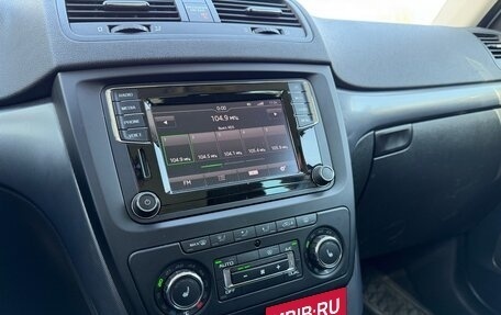 Skoda Yeti I рестайлинг, 2015 год, 1 200 000 рублей, 13 фотография