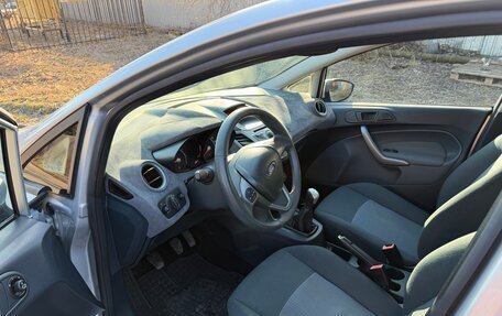 Ford Fiesta, 2010 год, 380 000 рублей, 24 фотография