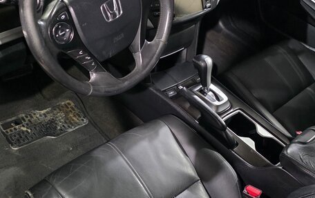 Honda Crosstour I рестайлинг, 2014 год, 1 690 000 рублей, 15 фотография