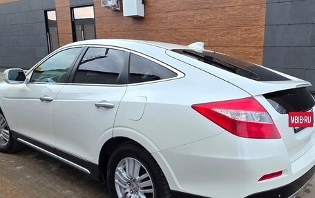 Honda Crosstour I рестайлинг, 2014 год, 1 690 000 рублей, 8 фотография