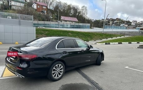 Mercedes-Benz E-Класс, 2021 год, 2 990 000 рублей, 5 фотография