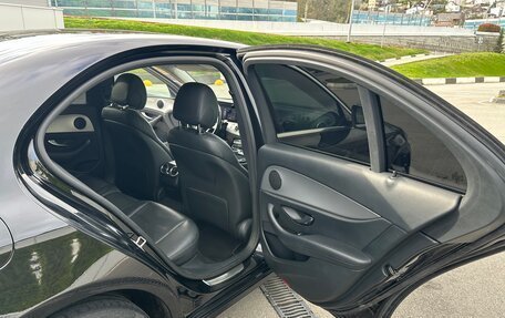 Mercedes-Benz E-Класс, 2021 год, 2 990 000 рублей, 14 фотография