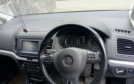 Volkswagen Sharan II, 2011 год, 1 270 000 рублей, 12 фотография