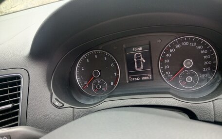 Volkswagen Sharan II, 2011 год, 1 270 000 рублей, 13 фотография