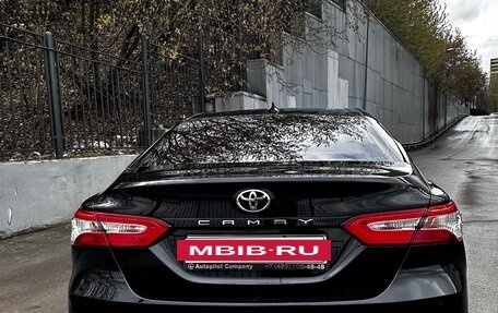 Toyota Camry, 2019 год, 2 550 000 рублей, 2 фотография