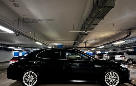 Toyota Camry, 2019 год, 2 550 000 рублей, 15 фотография