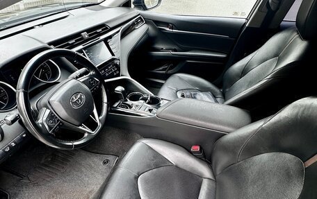 Toyota Camry, 2019 год, 2 550 000 рублей, 16 фотография