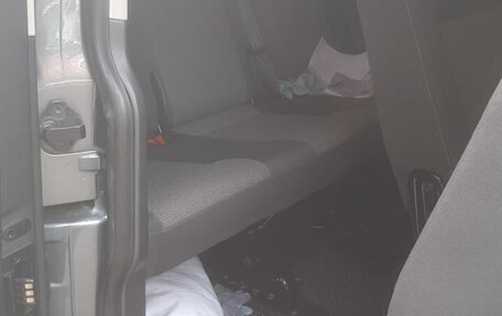 Volkswagen Caravelle T5, 2014 год, 2 800 000 рублей, 10 фотография