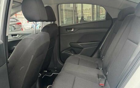 Hyundai Solaris II рестайлинг, 2017 год, 1 290 000 рублей, 8 фотография