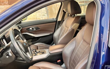 BMW 3 серия, 2019 год, 3 200 000 рублей, 4 фотография