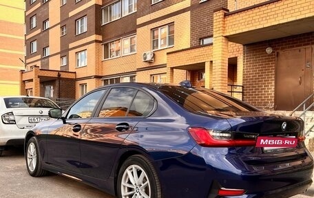 BMW 3 серия, 2019 год, 3 200 000 рублей, 14 фотография