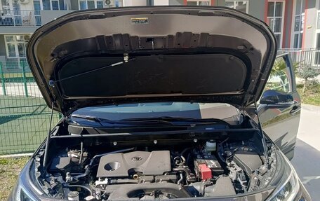 Toyota RAV4, 2021 год, 4 000 000 рублей, 4 фотография