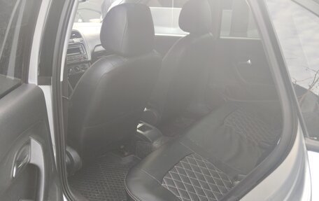 Volkswagen Polo VI (EU Market), 2011 год, 525 000 рублей, 12 фотография