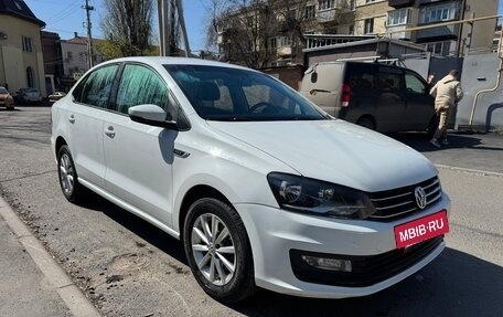Volkswagen Polo VI (EU Market), 2018 год, 990 000 рублей, 3 фотография