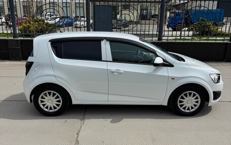 Chevrolet Aveo III, 2014 год, 550 000 рублей, 3 фотография