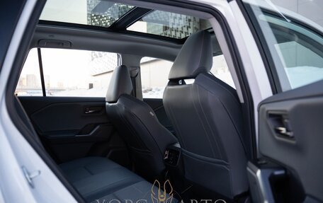 Toyota RAV4, 2026 год, 4 250 000 рублей, 23 фотография