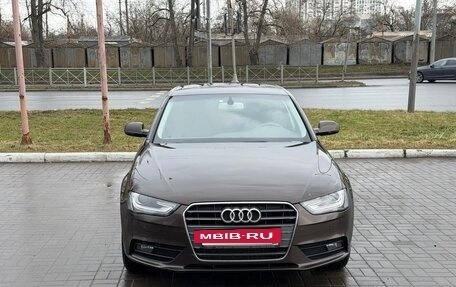 Audi A4, 2013 год, 1 350 000 рублей, 11 фотография