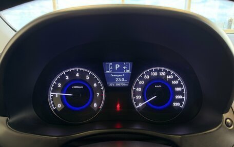 Hyundai Solaris II рестайлинг, 2015 год, 890 000 рублей, 11 фотография