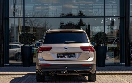 Volkswagen Tiguan II, 2018 год, 1 595 000 рублей, 5 фотография