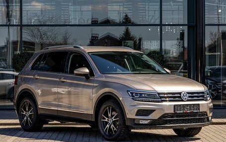 Volkswagen Tiguan II, 2018 год, 1 595 000 рублей, 3 фотография