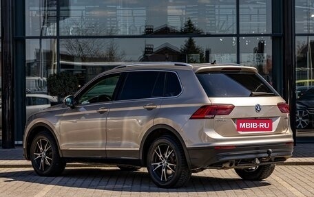 Volkswagen Tiguan II, 2018 год, 1 595 000 рублей, 4 фотография