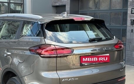 Geely Atlas, 2023 год, 2 230 000 рублей, 5 фотография