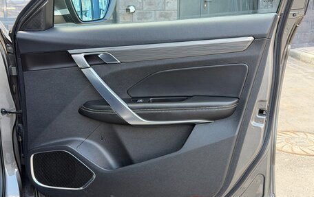 Geely Atlas, 2023 год, 2 230 000 рублей, 26 фотография