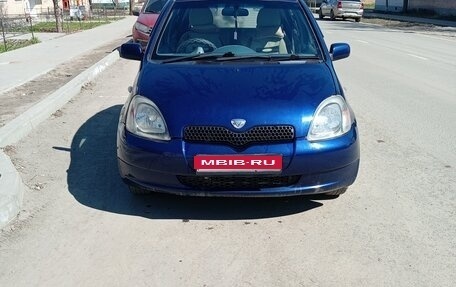 Toyota Vitz, 1999 год, 280 000 рублей, 1 фотография