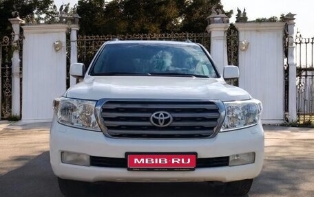 Toyota Land Cruiser 200, 2010 год, 2 600 000 рублей, 1 фотография