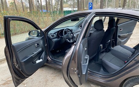 KIA Rio III рестайлинг, 2015 год, 950 000 рублей, 16 фотография