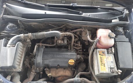 Opel Astra H, 2005 год, 380 000 рублей, 11 фотография